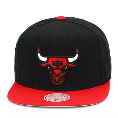 Mitchell & Ness Chicago Bulls Core Basic Snapback Hat Cap 2-tone Black/Red • $33.90