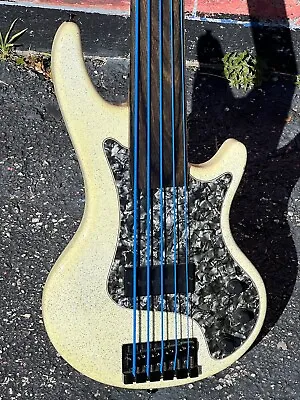 1995 Curbow Retro Petite 5-String Fretless Bass A Featherweight No Longer Made.  • $4495
