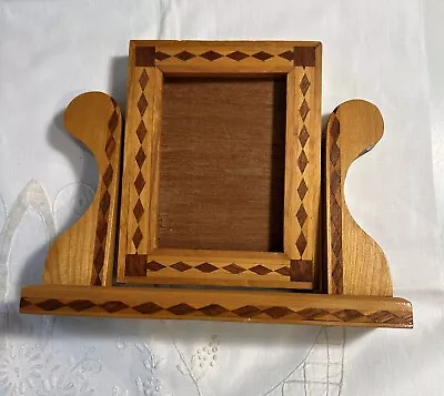 Vintage Folk Art Photo Picture 3.5x5” Frame Swing Tilt Hand Made Two Tone Wood • $14.99