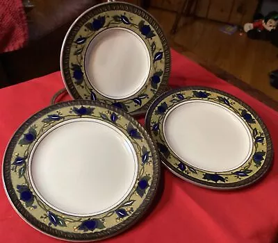 Mikasa Intaglio CAC01 Arabella BREAD AND BUTTER Plate 3 Pieces 6-3/8  Diameter • $14