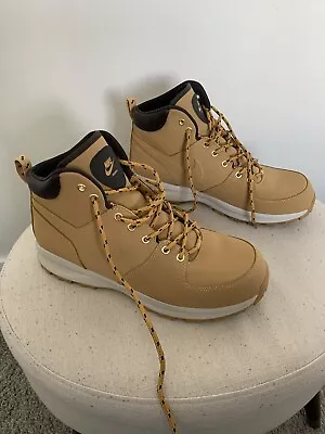 Nike Manoa Leather Boots Water Resistant Wheat Tan Men‘s 12 • $70