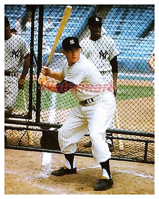 MLB New York Yankees Mickey Mantle Batting Practice Color 8 X 10 Photo Picture • $5.59