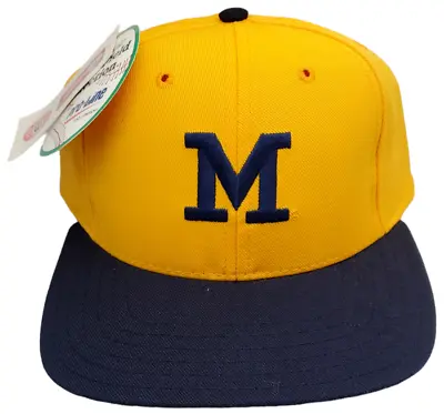 Vintage Michigan Wolverines Pro-line Fitted Hat Flat Bill On Field Gold/Navy • $24.99