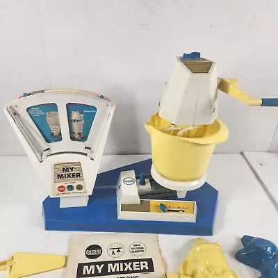 Vintage 1960s A.C. Gilbert My Mixer Kitchen Baking Toy Set  14001 Recipes • $83.99