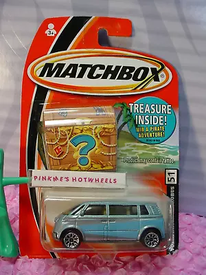 2005 Matchbox VOLKSWAGEN MICROBUS #51 ∞blue;gray VW; TREASURE CHEST • $7.51