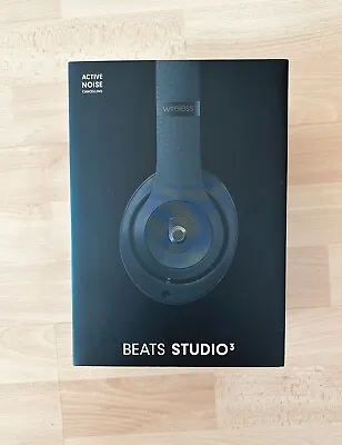 £150 • Buy Beats Studio 3 Wireless Headphones Black