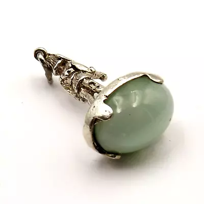 £28.99 • Buy DECORATIVE FOB  Cat's Eye Stone Guardsman Soldier Vintage Sterling Silver Charm