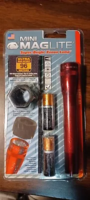 Mini MagLite M2A03R Xenon Flashlight With Belt Holster And Anti-roll Shock Ring • $12