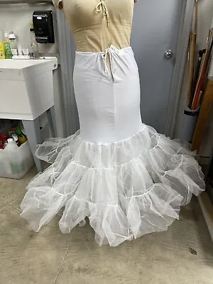 White Hoopless Cocktail Mermaid Fishtail Petticoat Slip Medium • $10