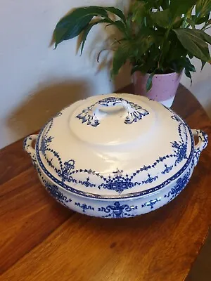 Vintage Blue And White Stoneware Vegetable Tureen With Lid   VGC • £17.50