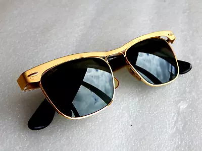 Vintage Gold Tone Metal Ray-Ban WAYFARER B&L Men's Sunglasses Made In U.S.A. • $119.99