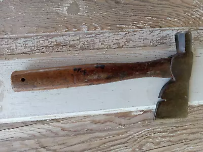 Vintage AmericanAX Carpenters Half Hatchet  • $5