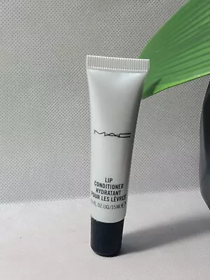 MAC Cosmetics Lip Conditioner Hydratant 0.5 Oz 15 Ml New • $18.87