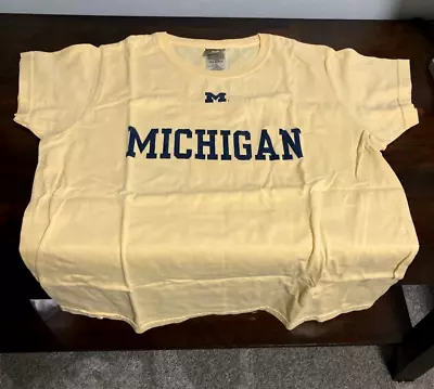 Cute Maize U Of M T-Shirt MEDIUM Women's University Of Michigan Yellow • $25