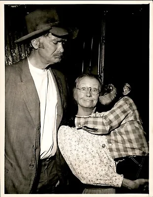 $20 • Buy BR7 Orig Photo BUDDY EBSEN IRENE RYAN The Beverly Hillbillies Monkey & Granny