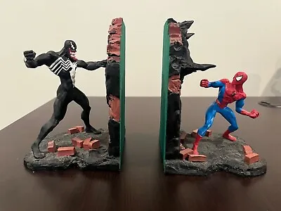 Spiderman Vs Venom Statue Bookends Marvel Comics • $299