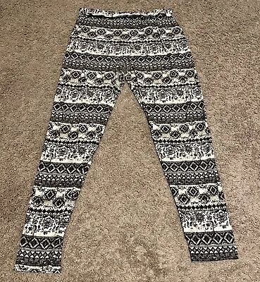 Maurices Aztec Print Leggings- Large • $4.50