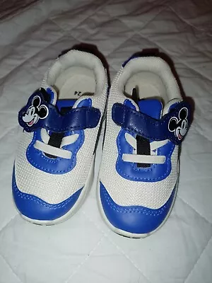 Toddler Shoes Size 7 24 Mickey Mouse • £4