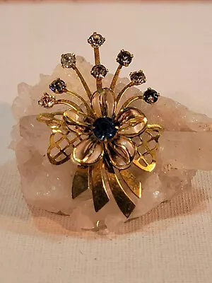 Vintage Brooch Pin Gold Tone Blue Clear Rhinestone Floral Bouquet • $16.99