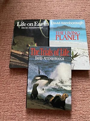 Life On Earth And Other David Attenborough Books • £15