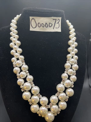 $10 • Buy Rare V Shape White Faux Pearls With Crystals Necklace