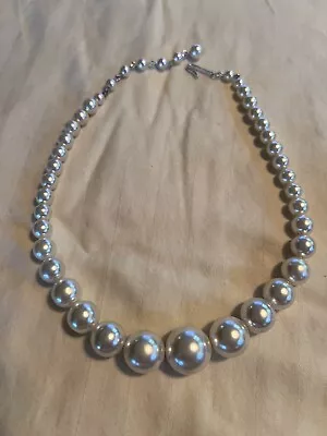 Faux 16” Pearl Necklace Vtg • $0.99