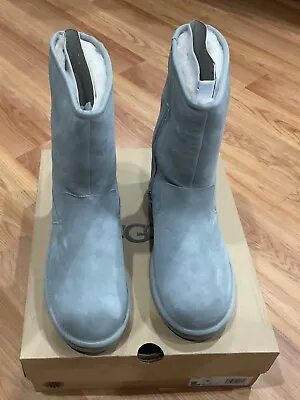 Women’s UGG Celvin Seal Gray Side Zipper Boots Size 9 1118957 New In Box • $110