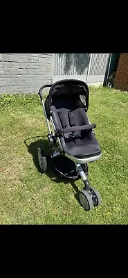 Quinny Buzz Pushchair • £60