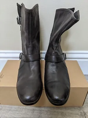 NWOB Ugg Leather Boots UggPure Shearling Insole Footbeds Flat Heel US6.5 EU37.5 • $50