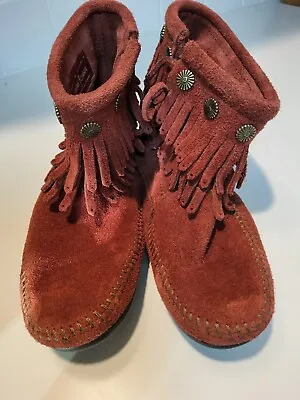 Minnetonka Double Fringed Boot Moccasin Side Zip Women's 6 NEW Style 696f • £18.31