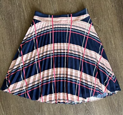 REVIEW Pleated Skirt • $20