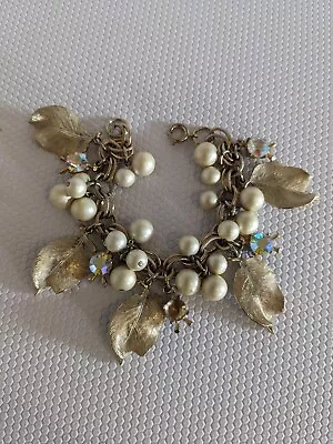 Vintage Ladies Bracelet • $9