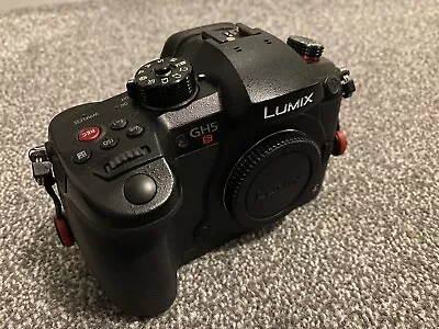 Panasonic Lumix DC-GH5S C4K & 10-bit Digital SLR Camera - Black (Body Only) • £1200