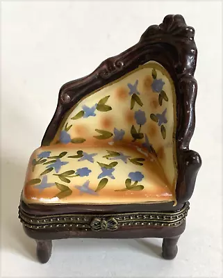 Chaise Lounge Chair Porcelain Hinged Treasure Trinket Box Blue Flowers Yellow • $14.99