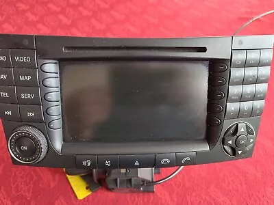 Mercedes E Class W211 E320 CDI Stereo Radio DVD SAT NAV Head Unit A2118700089001 • £199.99