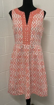 $37 • Buy Vineyard Vines Coral & White Patterned Crochet Trim Fit & Flare Dress 10