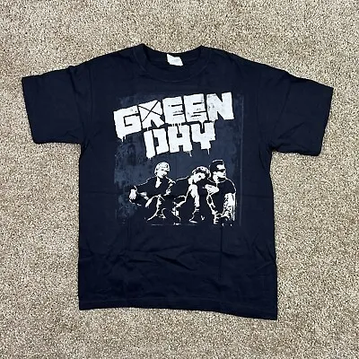 2009 Green Day T-shirt Men’s Size Medium Punk Rock Band Tee Tour Graffiti Wall • $19.99