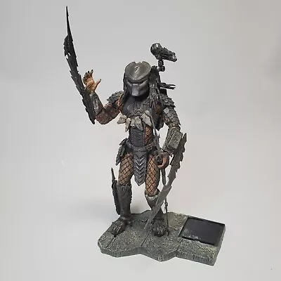 McFarlane AVP Alien Vs Predator Scar Predator Deluxe 8” Figure Movie Maniacs • $5