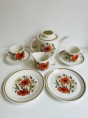 J&G Meakin Studio  Poppy  Tea Pot & Milk Jug 2 Cups & Saucers 2 Tea Plates • £49.99