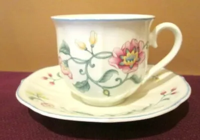 Villeroy Boch Delia Cup & Saucer - 2 5/8  1403c • $14.97