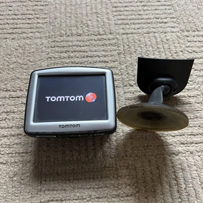 £7.99 • Buy TomTom One N14644 UK Maps Tom Tom  GPS Satellite Navigation For Car Van