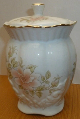 £6.30 • Buy Vintage Maryleigh Pottery Staffordshire “Floral” Small Lidded Pot