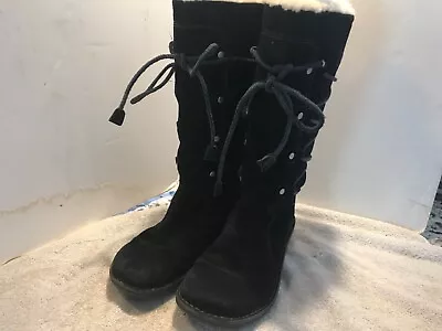 Ugg  Black Suede Lace Wrap Around Fur Lined Mid Calf Boots Womens 8m Beauty Rare • $9.95