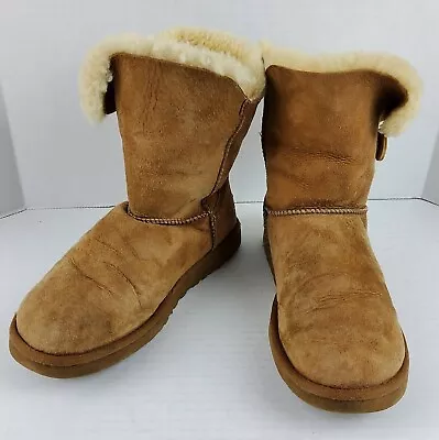 Ugg Australia Women's Bailey Button Bomber 5838 Sherling Boots Size 8 • $44.99