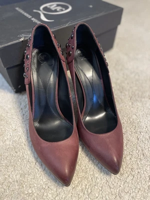$100 • Buy Alexander Mcqueen Heels