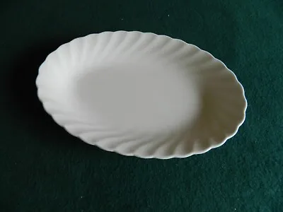 £4 • Buy Oval Plate Scallop Edge By Johnson Bros. Made In England White