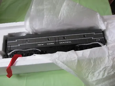 MTH RailKing 30-2140-3 O New York Central Lightning E-8 B Unit Diesel Locomotive • $70