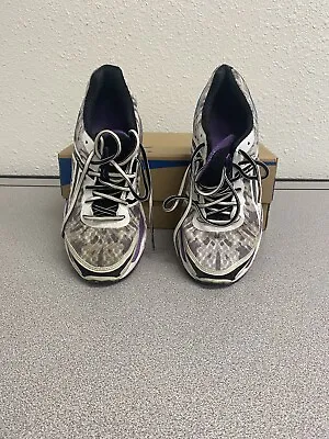 Mizuno Womens Wave Creation 15 Running Shoes White Sneaker Athletic Size 7.5 • $12.40