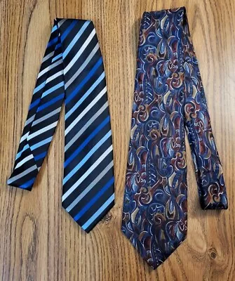 Lot Of 2 Van Heusen USA China Tie Black/Silver Strip Abstract Necktie Men's Ties • $16.99