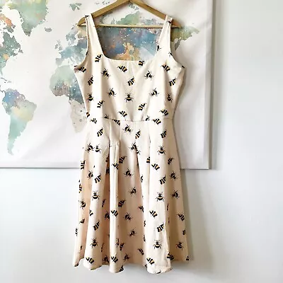 Averie Dress Size Large Fit N Flare Bumblebee Print Cream Square Neck Sleeveless • $46.74